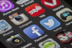 How Should CRE Professionals Leverage Social Media